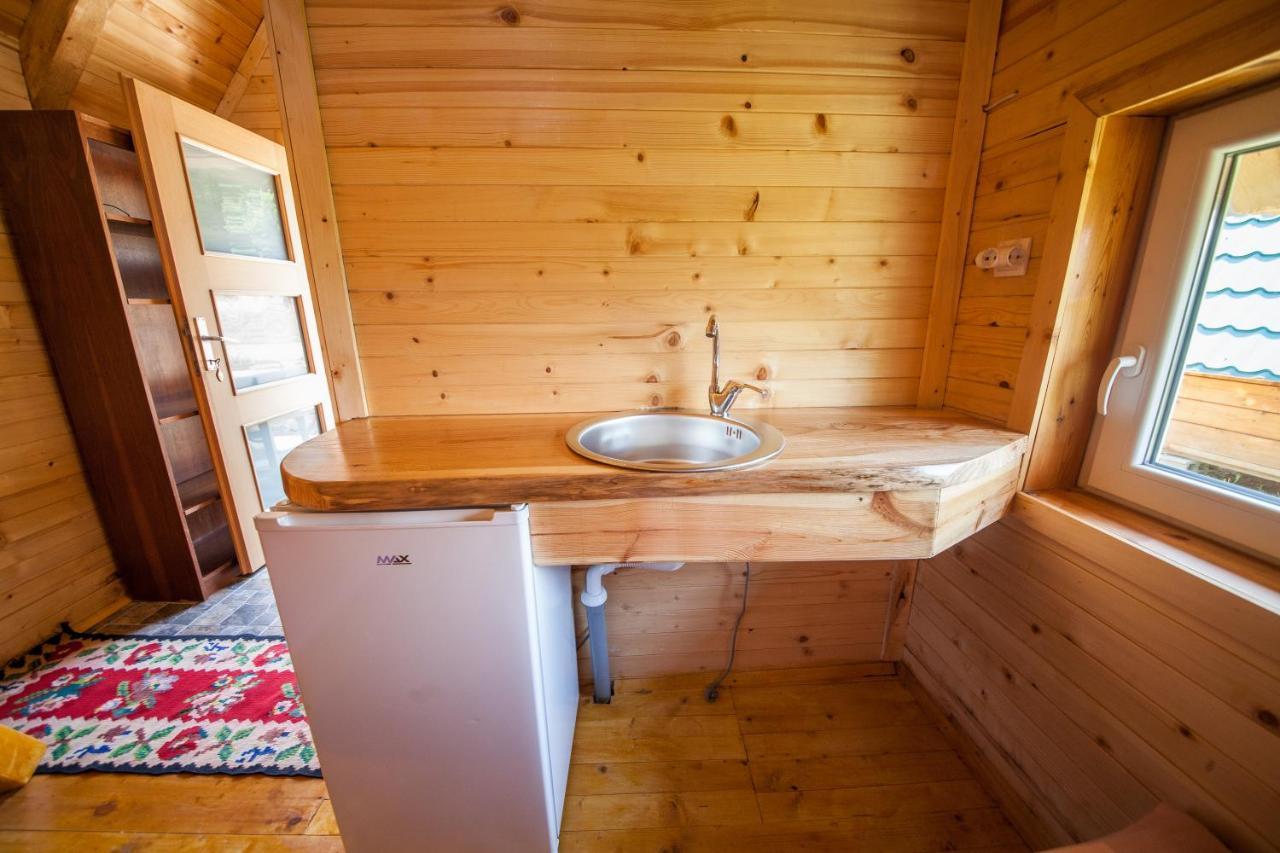 Gazela Bungalov 1 モイコヴァツ エクステリア 写真