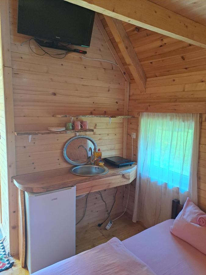 Gazela Bungalov 1 モイコヴァツ エクステリア 写真