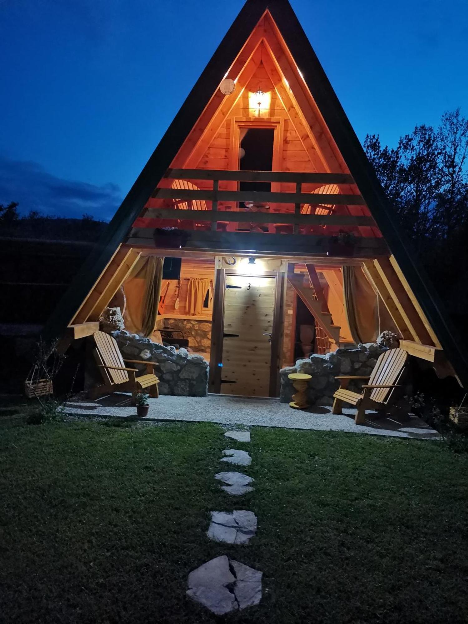 Gazela Bungalov 1 モイコヴァツ エクステリア 写真